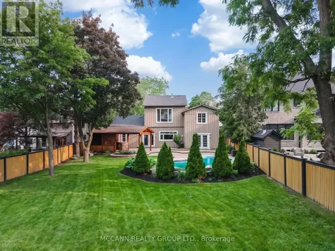 9 Charles Street Whitby (brooklin) ON L1M 1A5