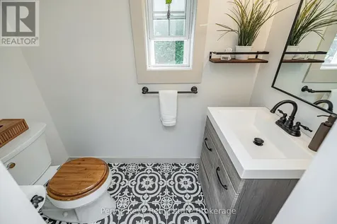 14 Milton Street Bracebridge ON P1L 1G8