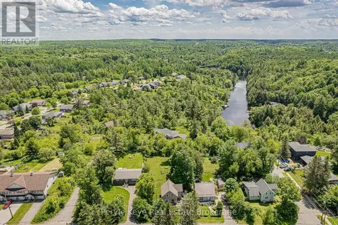 14 Milton Street Bracebridge ON P1L 1G8