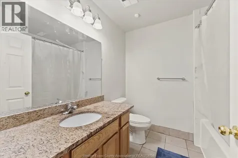 4135 St. Clair Lasalle ON N9H 2N5