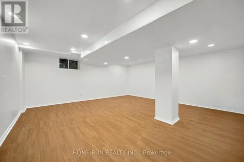 14 Cohen Avenue Ottawa ON K2L 4E9