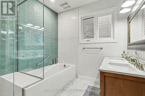 604 Valin Street Ottawa ON K4A 3L9