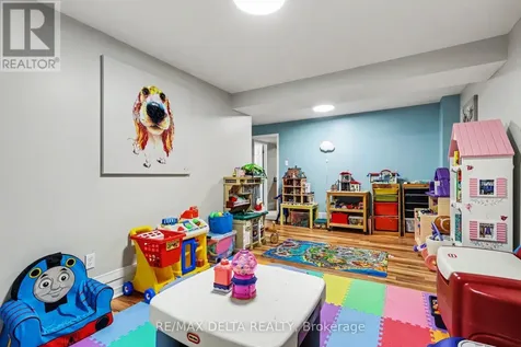 604 Valin Street Ottawa ON K4A 3L9