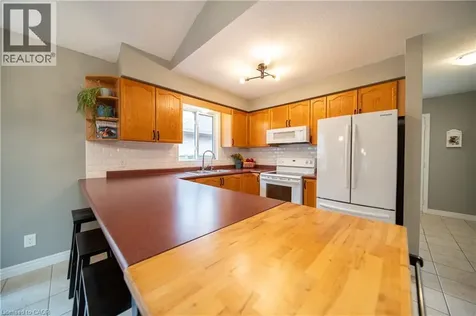 12 Stiefelmeyer Crescent Baden ON N3A 2L1