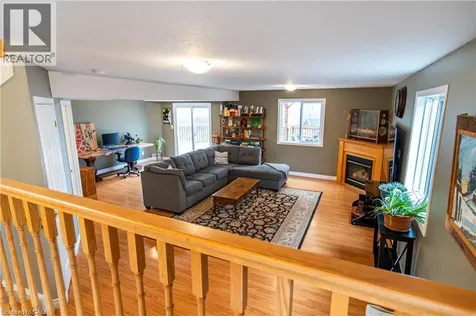 12 Stiefelmeyer Crescent Baden ON N3A 2L1