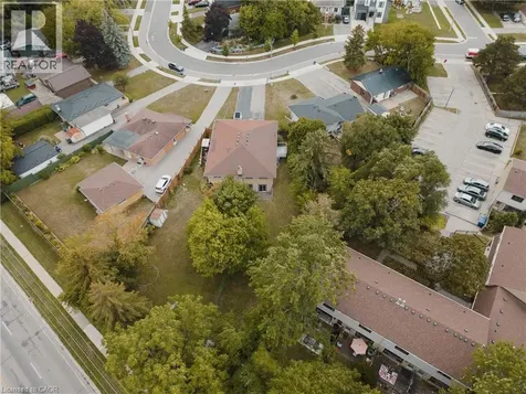 310 Southill Drive Kitchener ON N2A 2R1