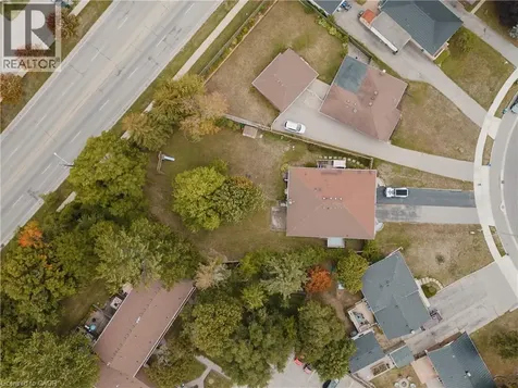 310 Southill Drive Kitchener ON N2A 2R1