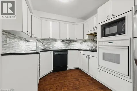 310 Southill Drive Kitchener ON N2A 2R1
