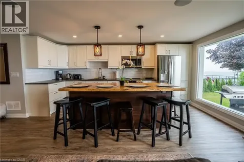 2118 Lakeshore Road Dunnville ON N1A 2W8
