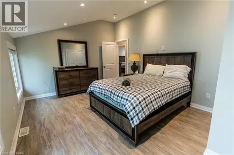 2118 Lakeshore Road Dunnville ON N1A 2W8
