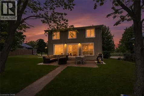 2118 Lakeshore Road Dunnville ON N1A 2W8