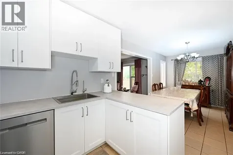 8 Buss Court Thorold ON L2V 5B1