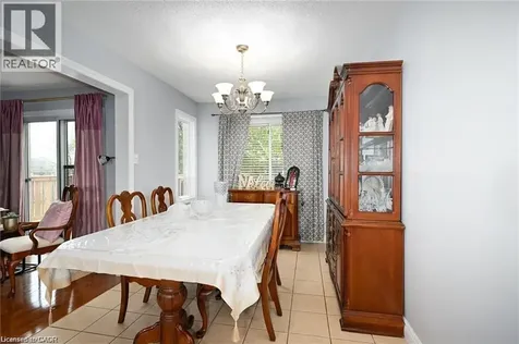8 Buss Court Thorold ON L2V 5B1