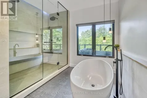 73 Pineglen Crescent Ottawa ON K2G 0G9