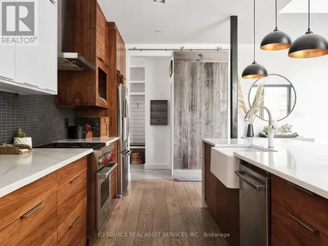 73 Pineglen Crescent Ottawa ON K2G 0G9