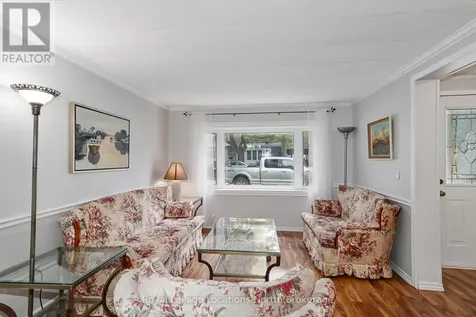 5 Golf Avenue Southwest Wasaga Beach ON L9Z 1K2