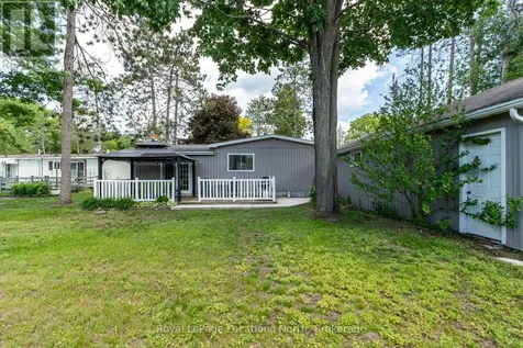 5 Golf Avenue Southwest Wasaga Beach ON L9Z 1K2