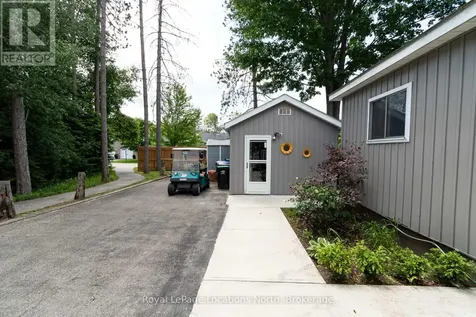 5 Golf Avenue Southwest Wasaga Beach ON L9Z 1K2
