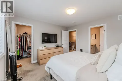 86 Erbsville Court Waterloo ON N2T 0C8