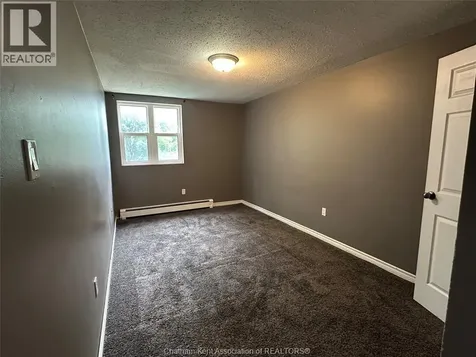 276 Merritt Avenue Chatham ON N7M 3G1