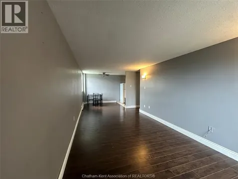 276 Merritt Avenue Chatham ON N7M 3G1