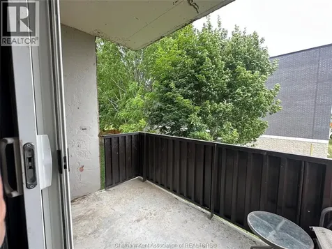 276 Merritt Avenue Chatham ON N7M 3G1