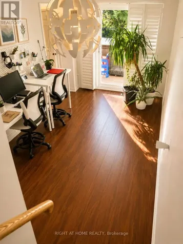 371 Fairgate Way Oakville (wc Wedgewood Creek) ON L6H 6Y1