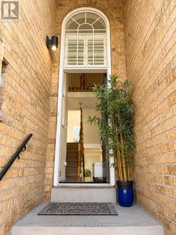 371 Fairgate Way Oakville (wc Wedgewood Creek) ON L6H 6Y1