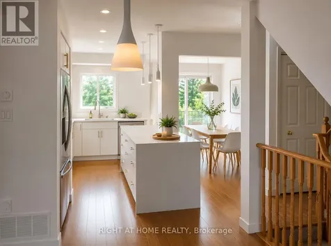 371 Fairgate Way Oakville (wc Wedgewood Creek) ON L6H 6Y1