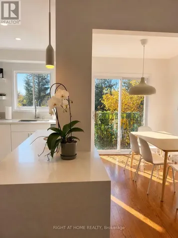 371 Fairgate Way Oakville (wc Wedgewood Creek) ON L6H 6Y1