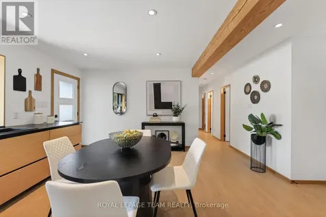 126 David Drive Ottawa ON K2G 2N9