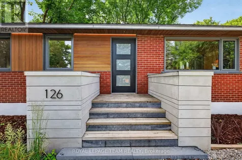 126 David Drive Ottawa ON K2G 2N9