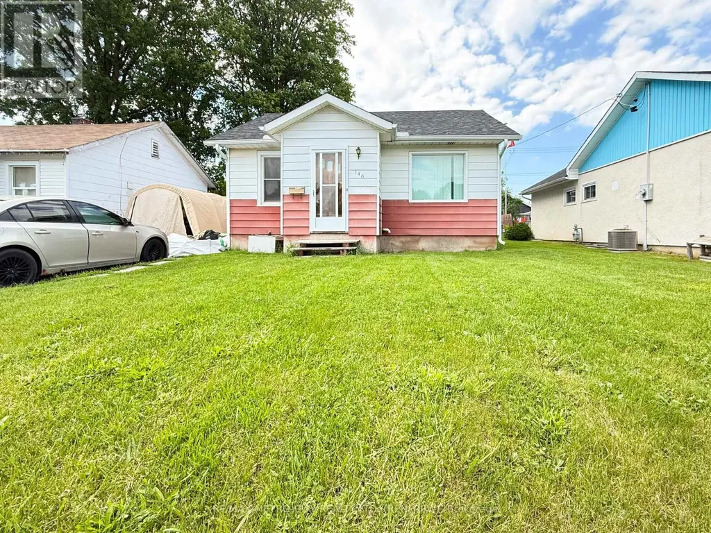 146 Cameron Avenue Renfrew ON K7V 3V5