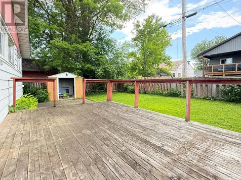 146 Cameron Avenue Renfrew ON K7V 3V5