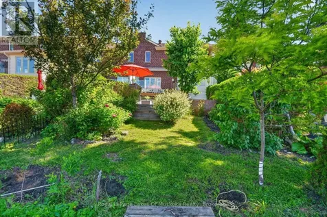 19 John Street Huntsville ON P1H 1H2