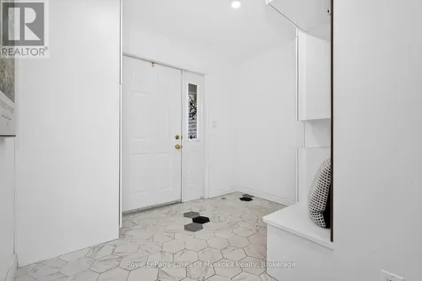 19 John Street Huntsville ON P1H 1H2