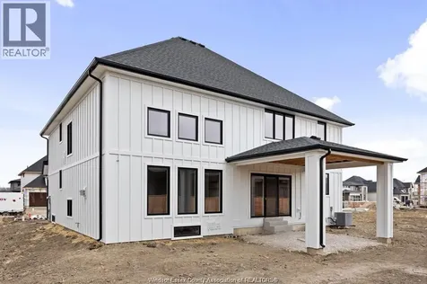 1220 Campana Crescent Lakeshore ON N8L 0K4