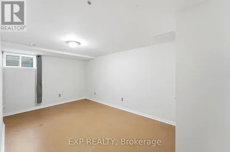 956 Gold Crescent Ottawa ON K2B 8C5