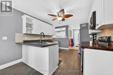 281 Bristow Dr Drive Montague ON K7A 5B8