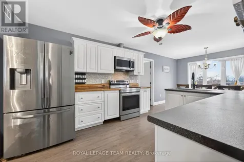281 Bristow Dr Drive Montague ON K7A 5B8
