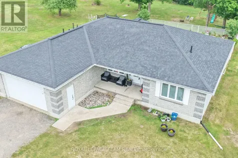 281 Bristow Dr Drive Montague ON K7A 5B8