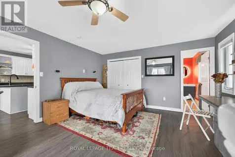 281 Bristow Dr Drive Montague ON K7A 5B8