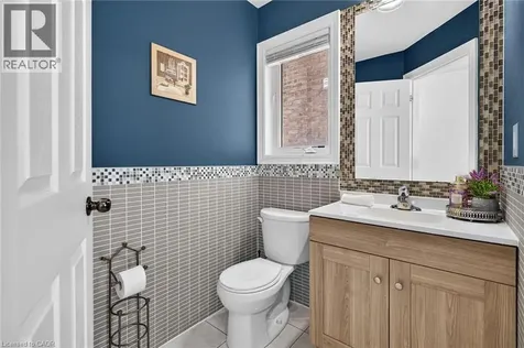 127 Cook Street Binbrook ON L0R 1C0