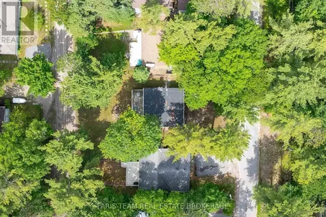 34 Quesnelle Drive Tiny ON L9M 0N3