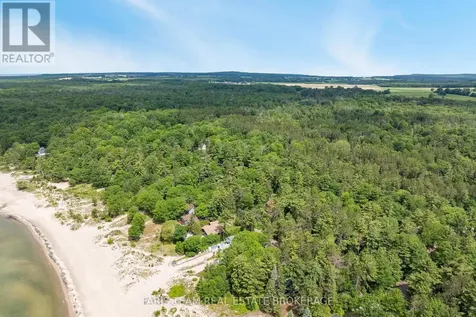 34 Quesnelle Drive Tiny ON L9M 0N3