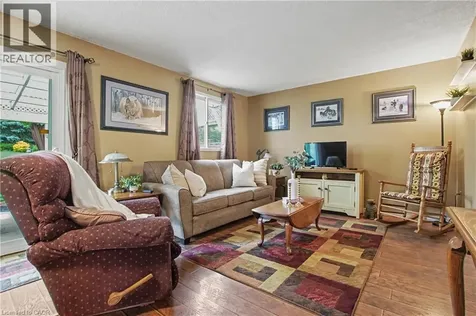 196 Guildwood Drive Hamilton ON L9C 6S5