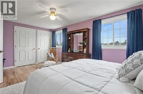 196 Guildwood Drive Hamilton ON L9C 6S5