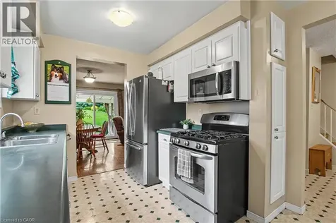 196 Guildwood Drive Hamilton ON L9C 6S5
