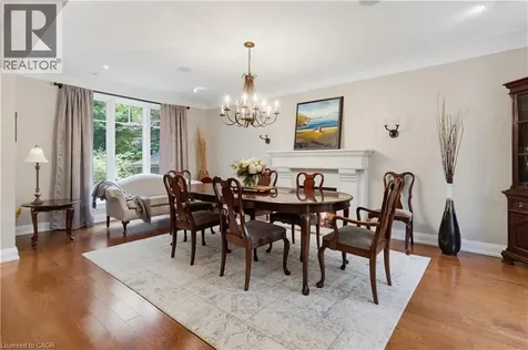 339 Smith Avenue Burlington ON L7R 2T9