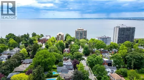 339 Smith Avenue Burlington ON L7R 2T9